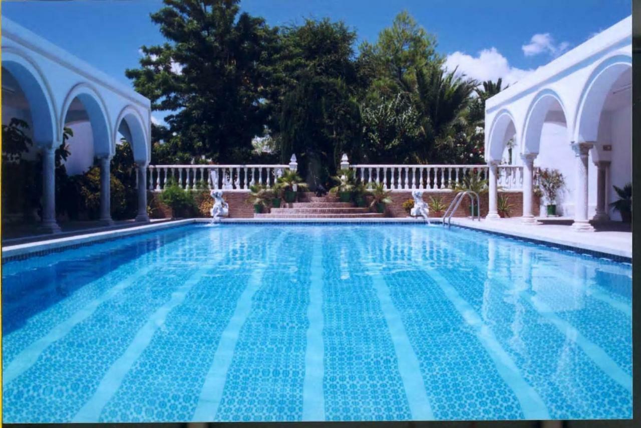Del Manzano Villa *